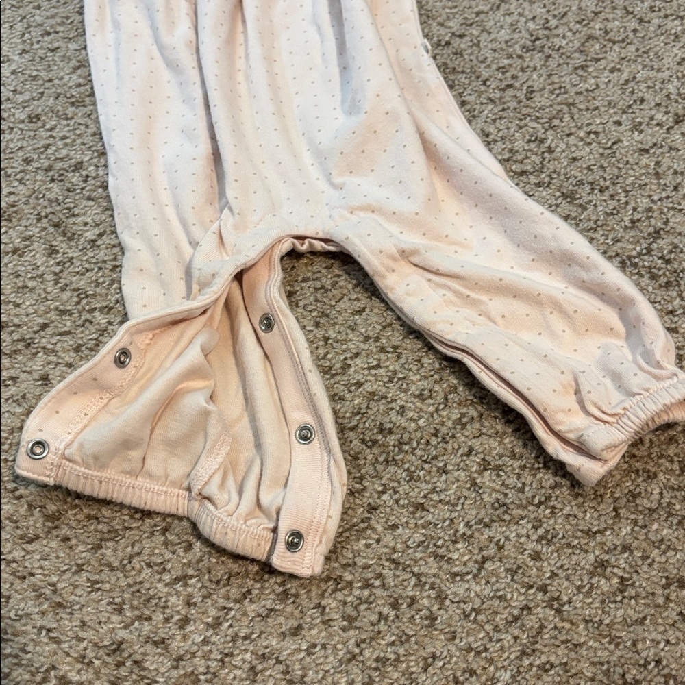 Baby Gap One Piece Cotton Ruffle Collar Dainty Polka Dot Romper Size 6-12 Mo - Picture 4 of 6